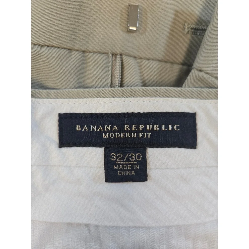 Banana Republic Modern Fit Chinos Mens 32x30 Khaki Tan Tessuti di Sondrio Cotton